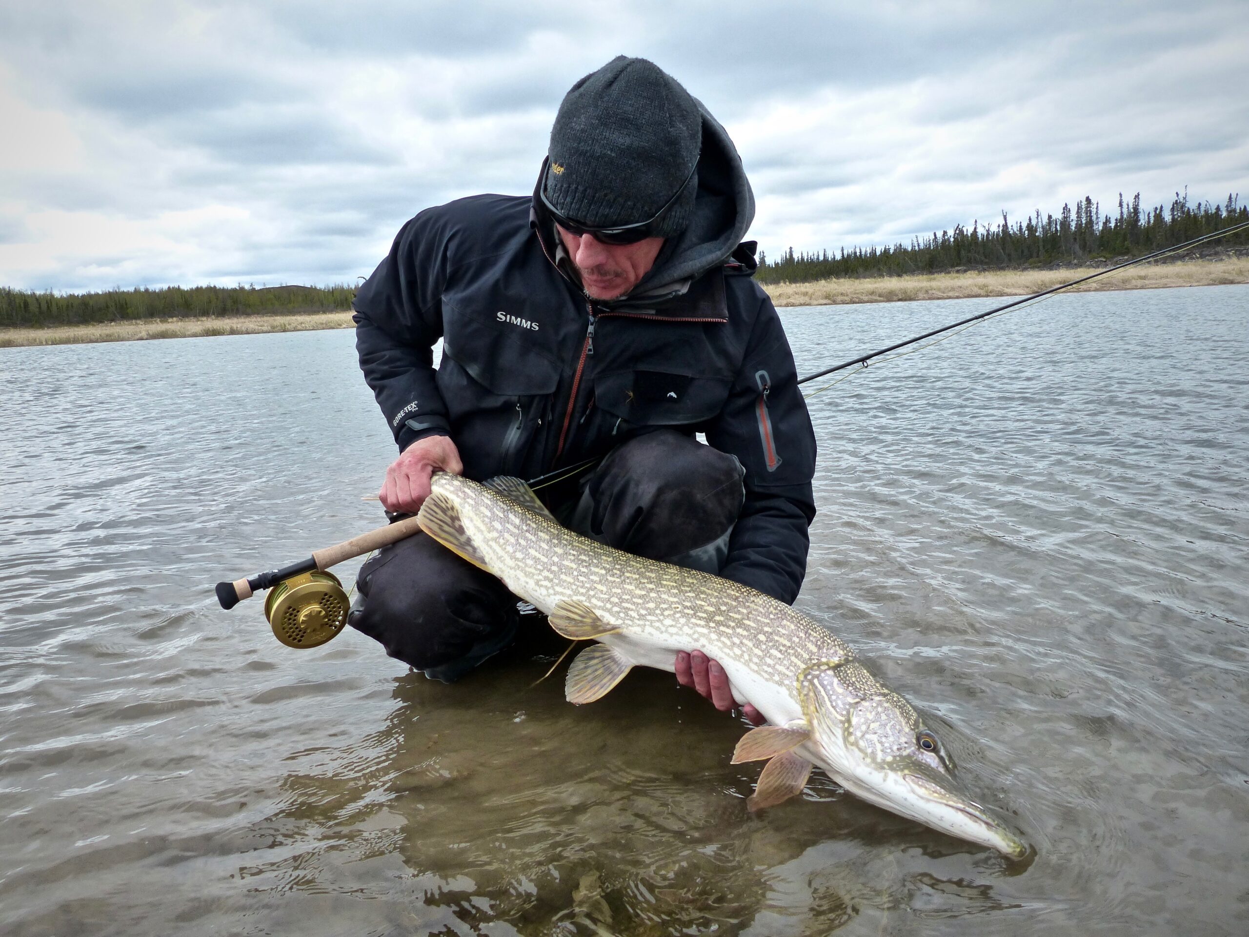 Great Slave Lake Ice Fishing Trip from Yellowknife 